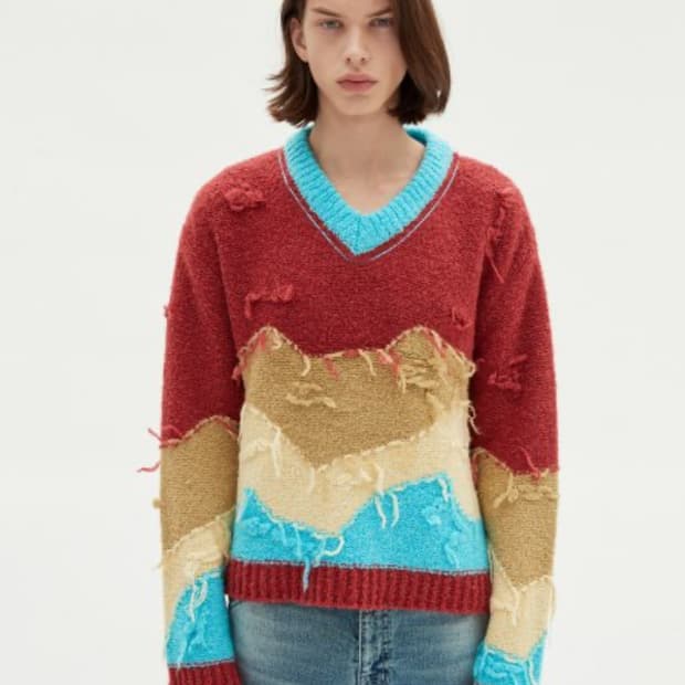 앤더슨벨 유니섹스 마운틴 인타샤 브이넥 스웨터 