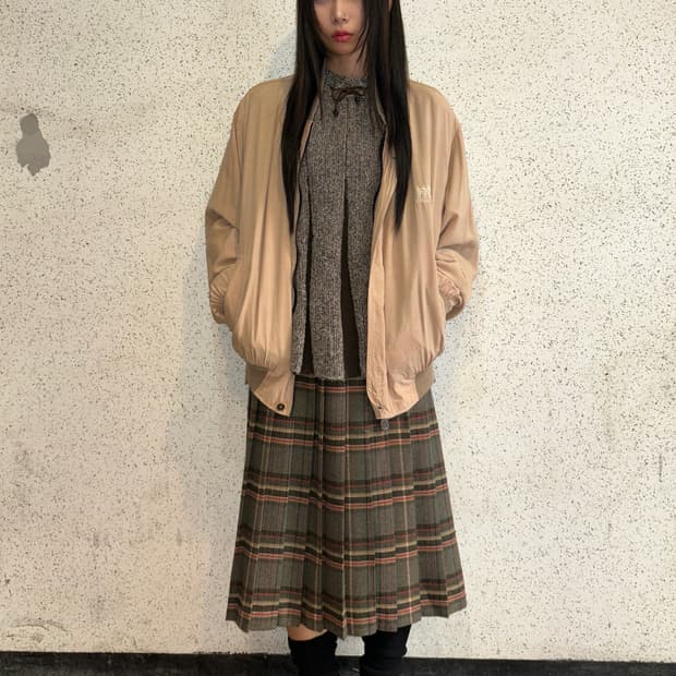 재패니즈 베이지 봄버
