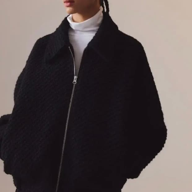 인사일런스 벌키 자카드 하이넥 점퍼 블랙 m