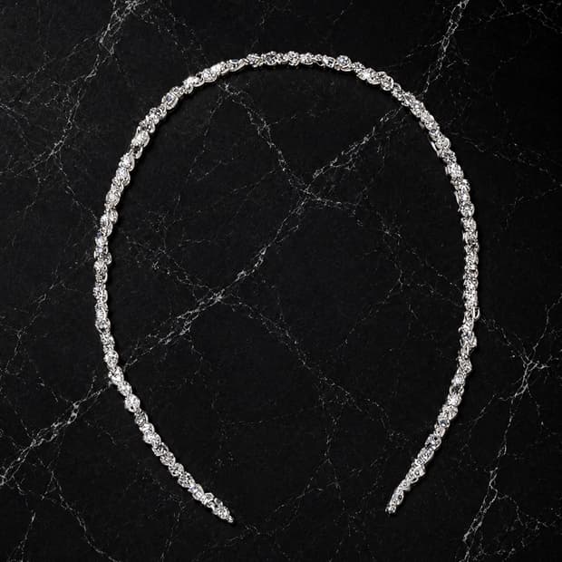 THISTLE – Frost Orbit Necklace