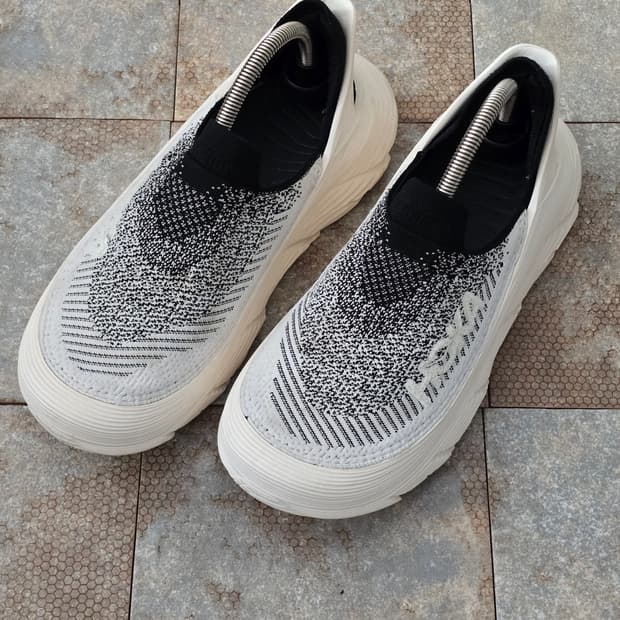 (280)호카 리스토어 tc 블랙 앨러배스터 