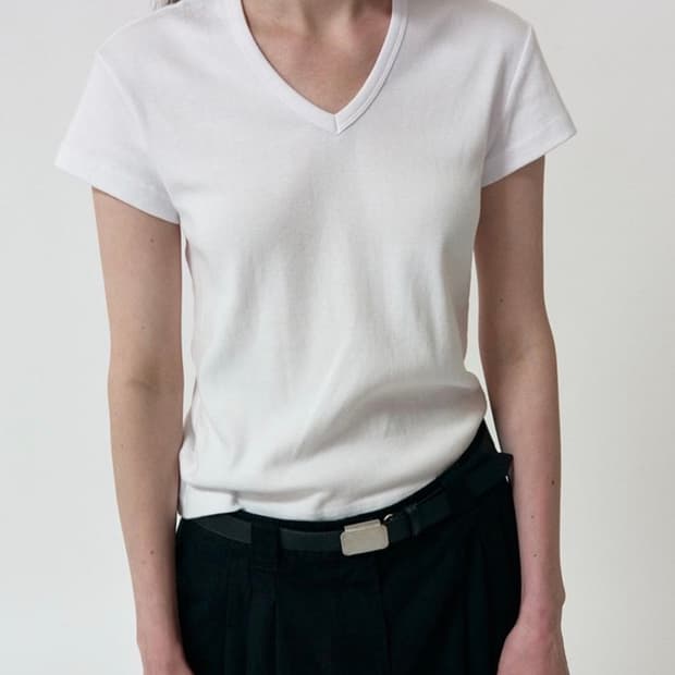 낫띵리튼 90‘s v-neck t-shirt