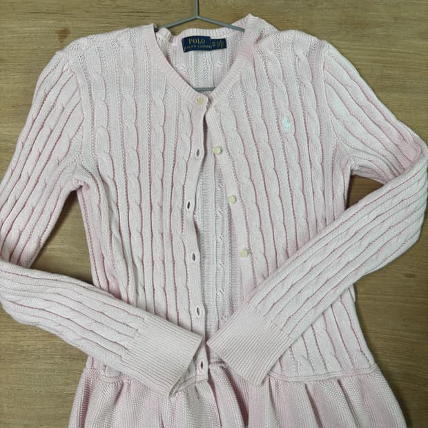 폴로 연핑크 가디건