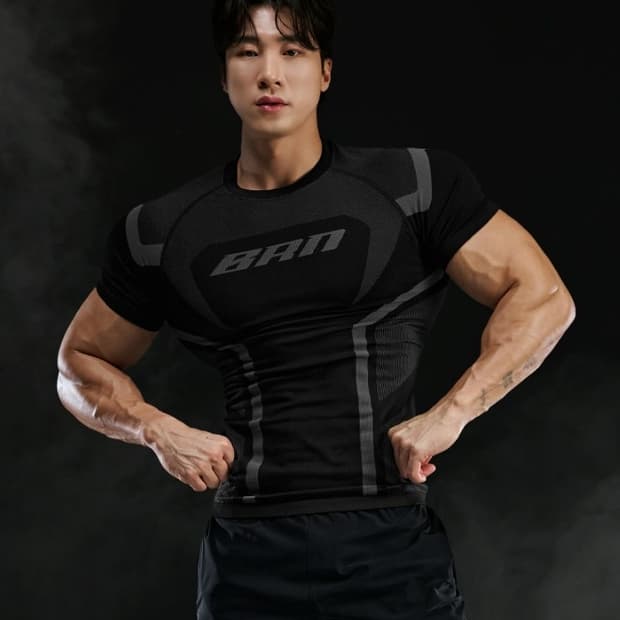 본투윈 BRN 이클립스 2.0 숏슬리브 검정 1사이즈