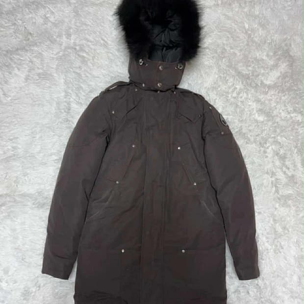 18FW 무스너클 스틸링 패딩