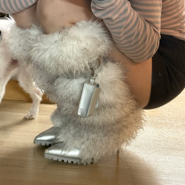 Yello 옐로 이에로 퍼 부츠 힐 화이트 실버