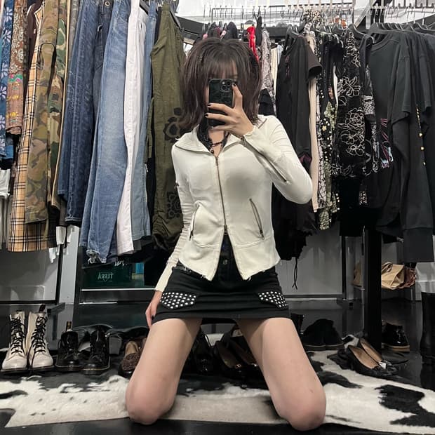 지퍼 포인트 투웨이 슬림핏 후드집업