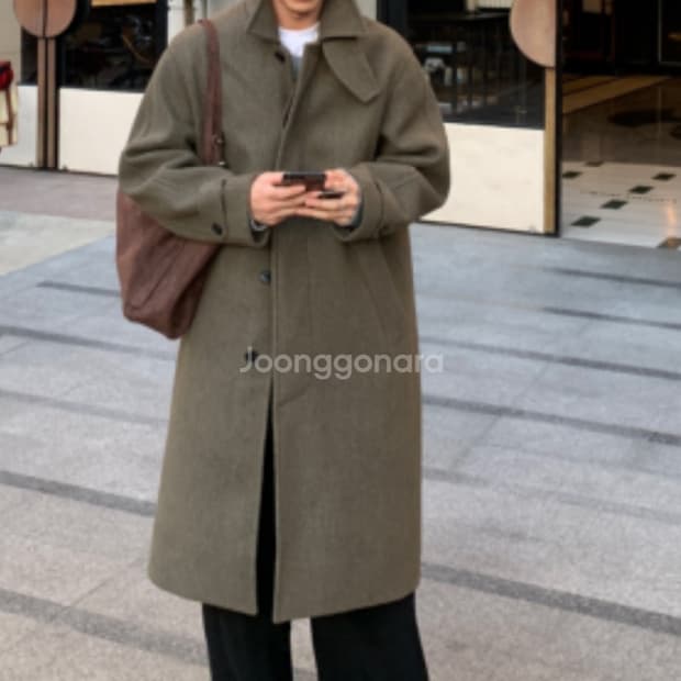 새상품)정가15 hugenest  히든버튼 블랙 울발마칸 코트