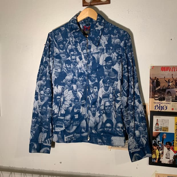 브루나 보인 페이스 프린팅 블루 자켓