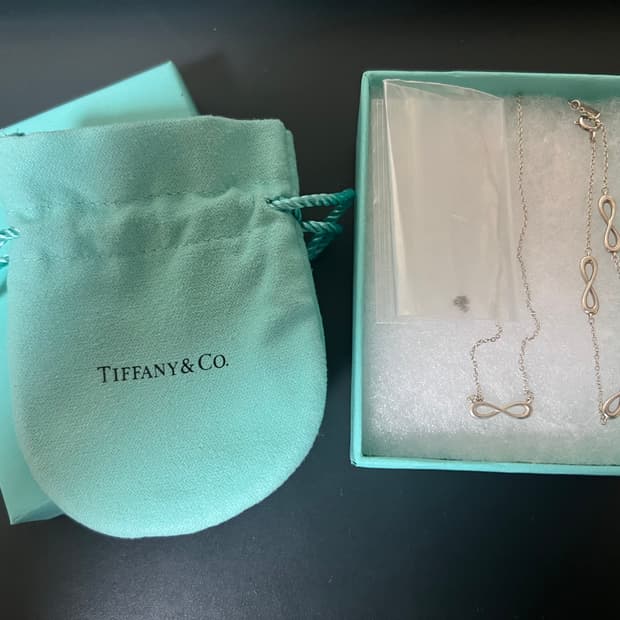 티파니 인피니티 목걸이 & 엔드리스 브레이슬릿 세트