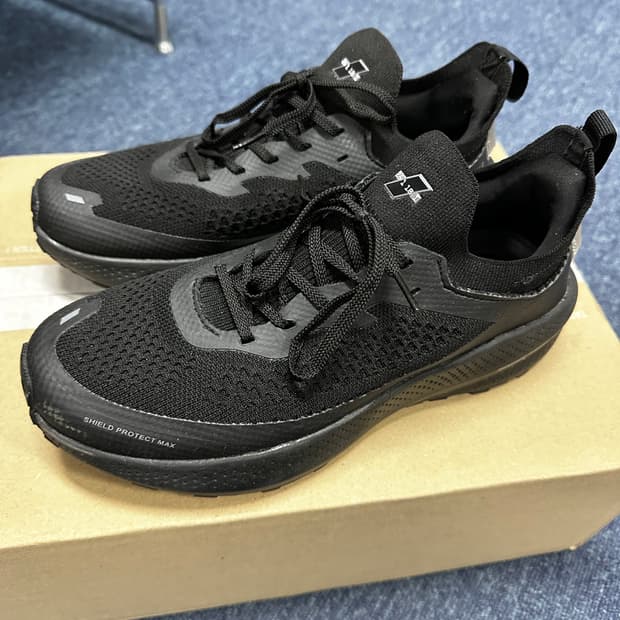 자라 zara 남성 러닝화 스니커즈 41사이즈