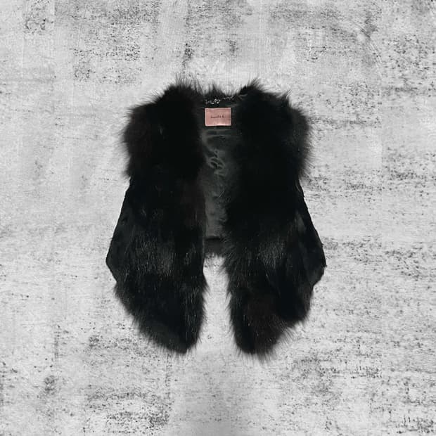 fox fur cropp vest 