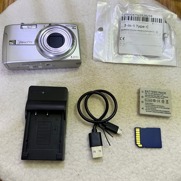 후지필름 파인픽스 f480 빈티지 디카