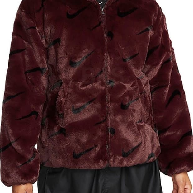 나이키 퍼 자켓 새상품