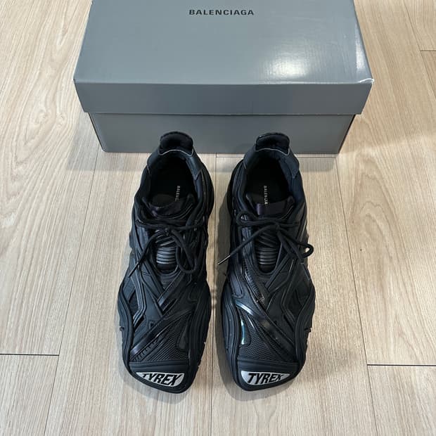 발렌시아가 타이렉스 슈즈 41