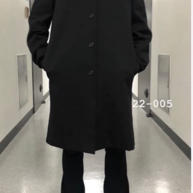 지초이코트 블랙2사이즈팔아요