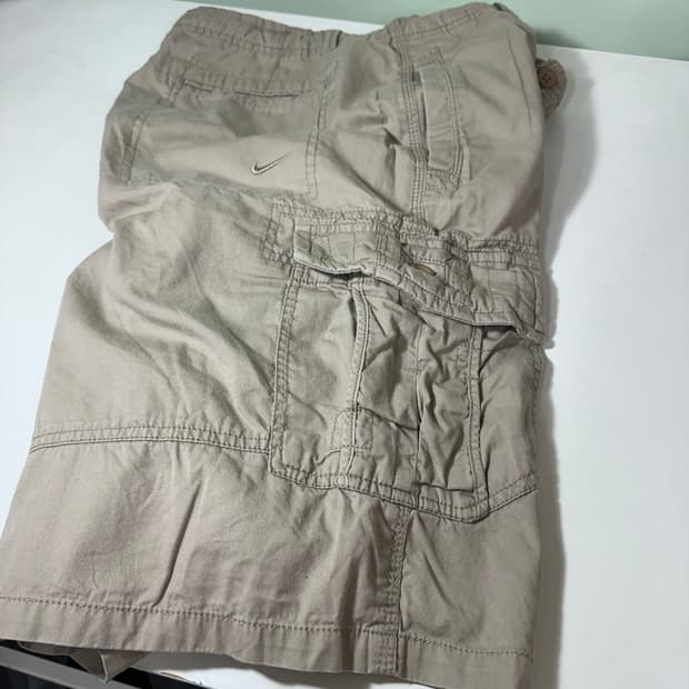 L 나이키 OG 베이지 와이드핏 카고 반바지