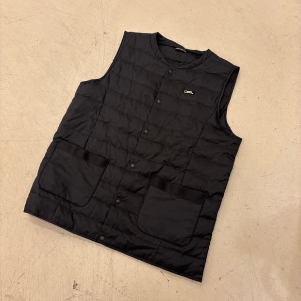 내셔널지오그래픽 블랙 경량 패딩 조끼