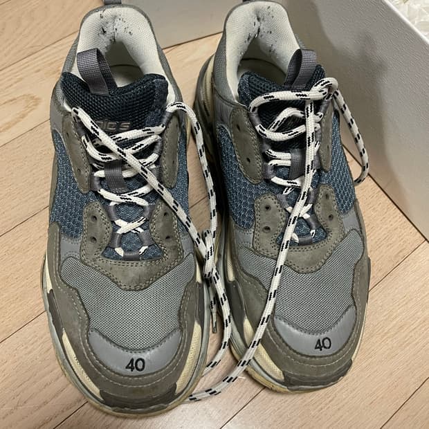 발렌시아가 트리플s 17fw 그레이 40