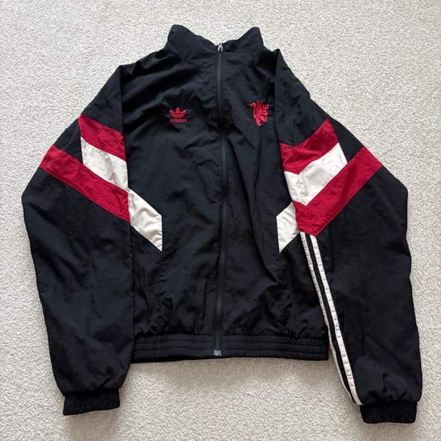 아디다스 맨체스터 유나이티드 트랙탑 바람막이