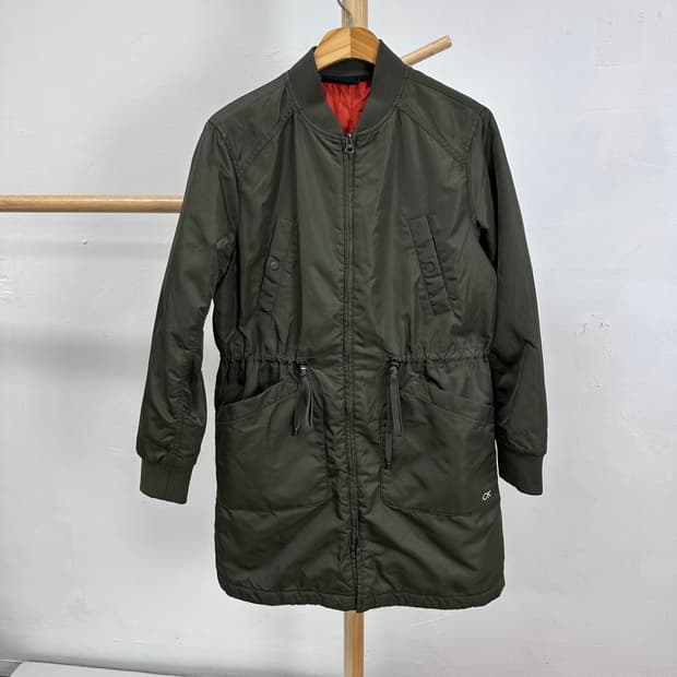 캘빈클라인 퍼포먼스 롱 바머 점퍼 카키 M(95) 안감누빔 J23