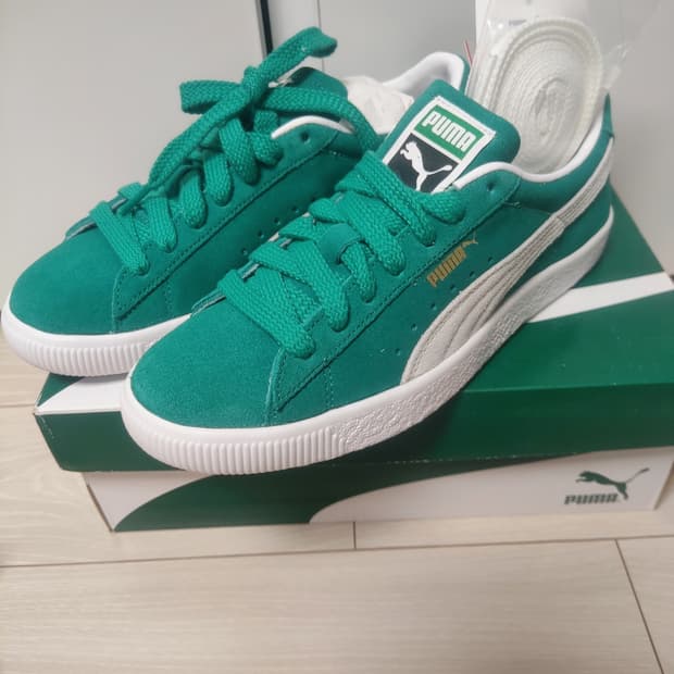 새상품 240 푸마 스웨이드