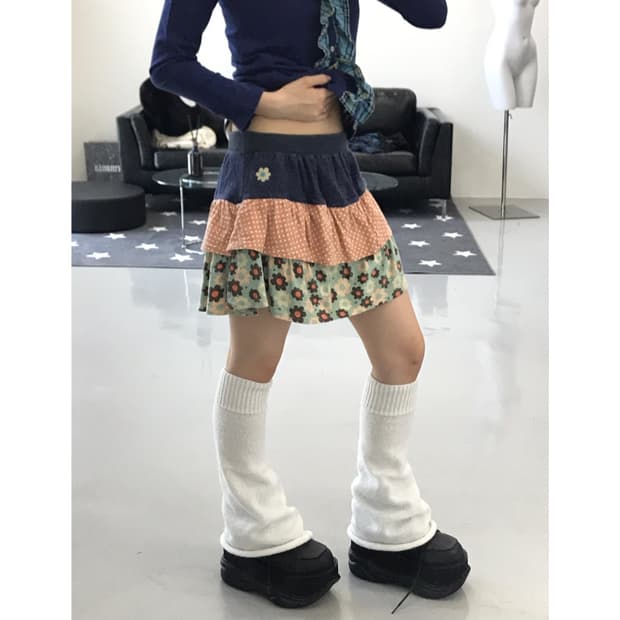 Jpn kitsch frill mini skirts