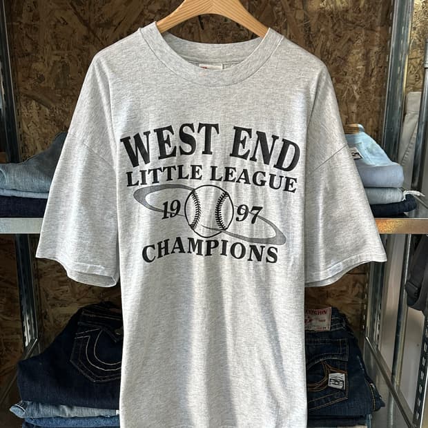 90's USA Hanes Vintage T-shirt