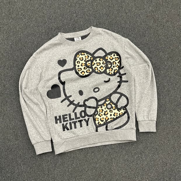 L)산리오 헬로키티 빈티지 그레이 플리스 스웻셔츠