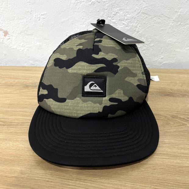 [새상품] 퀵실버 카모 스냅백