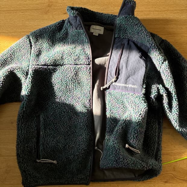 디스이즈네버댓 후리스