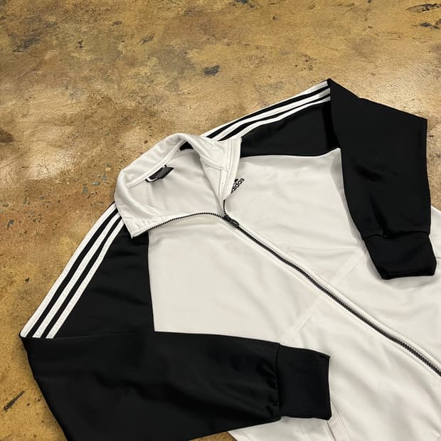 아디다스 흰검 화이트 블랙 져지 트랙탑 