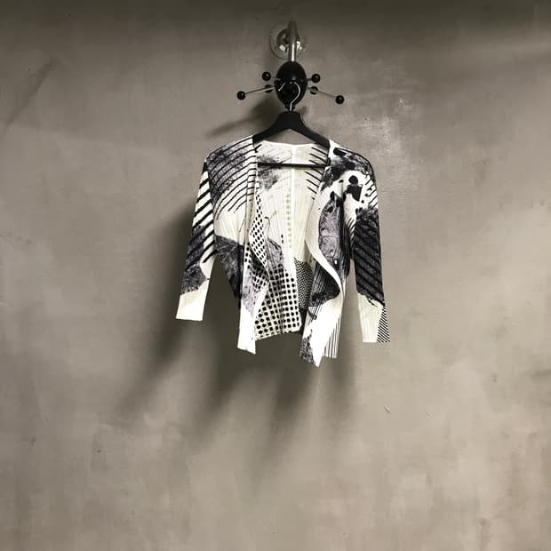 이세이 미야케 플리츠 플리즈 가디건 3(W)