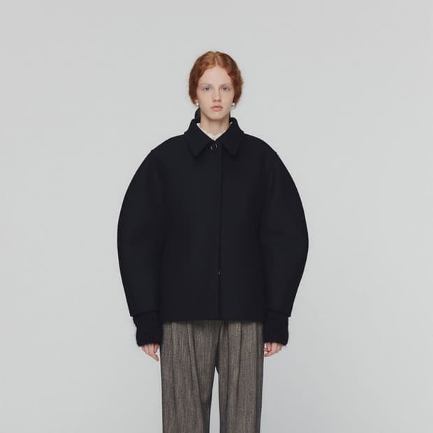 아모멘토 아워글라스 코트