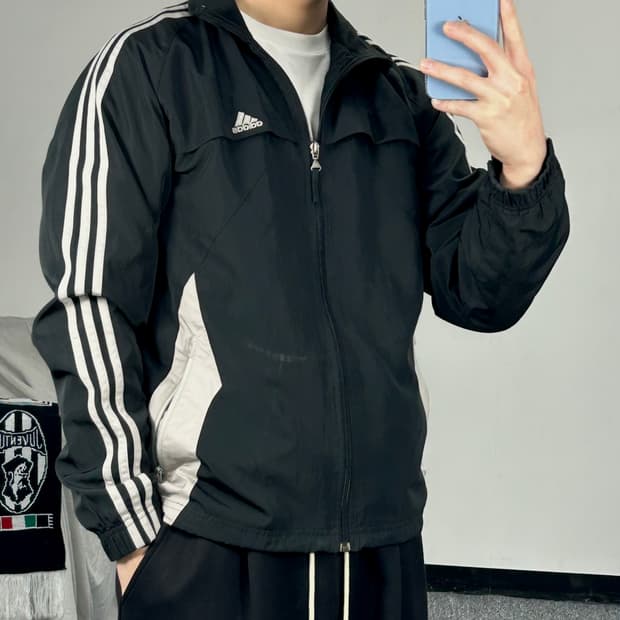 아디다스 올드스쿨 그레이 사이드라인 바람막이 M 