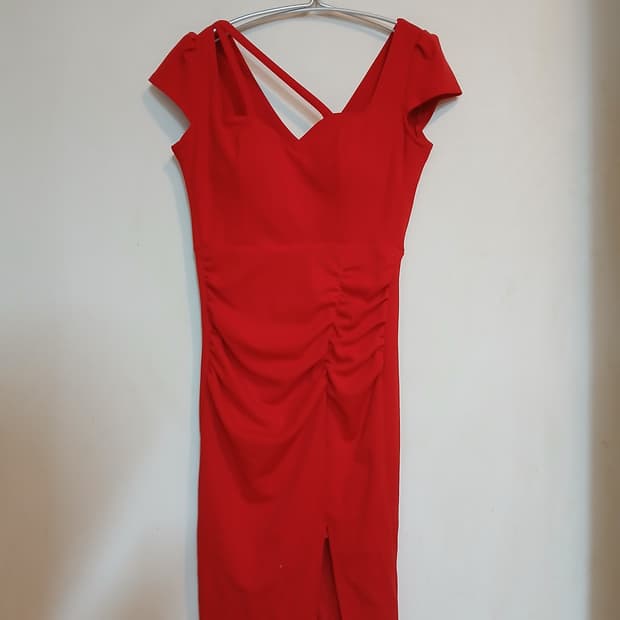 새상품 나롱쥐 사선 네크라인 트임 캡 원피스 클럽 파티 드레스 섹시 홀복