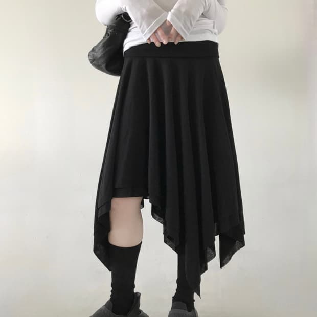 히피디피 소프트 플레어 스커트 미디스커트 블랙