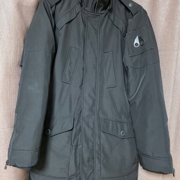 무스너클구스패딩 M