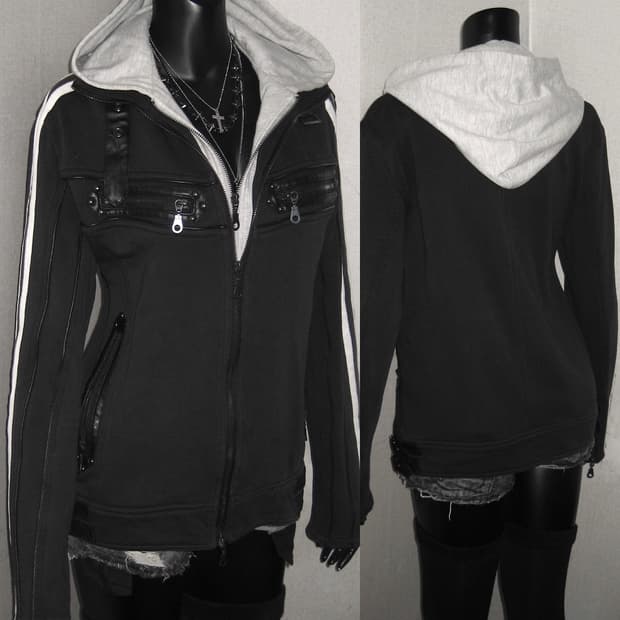 In the attic 인더아틱 후드 버클 봄버 자켓 펑크