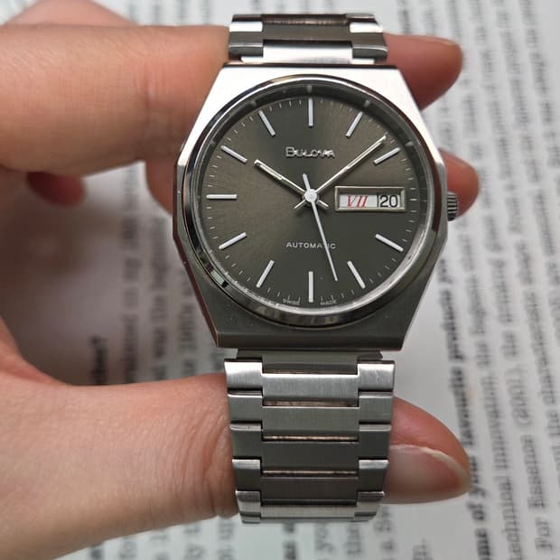 빈티지 부로바 팔각옥토 그레이 데이데이트 뻐뻐시 브슬 ver.