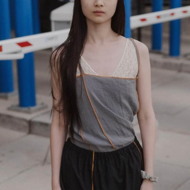 베이스레인지 나시 탑 