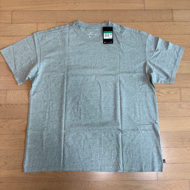 [XL] 나이키 SB 스케이트 반팔 티셔츠 그레이 (db9975-063)