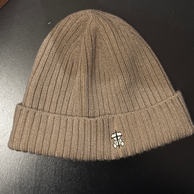 언더커버 니트비니