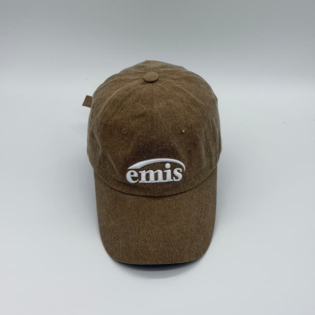 [F] EMIS 이미스 로고 피그먼트 베이지 볼캡 모자