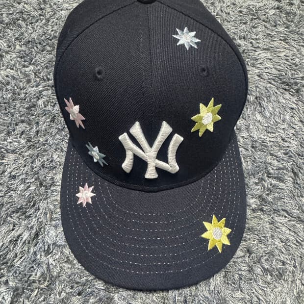 재팬 뉴에라 양키스 플라워 자수 59fifty 7 3/8