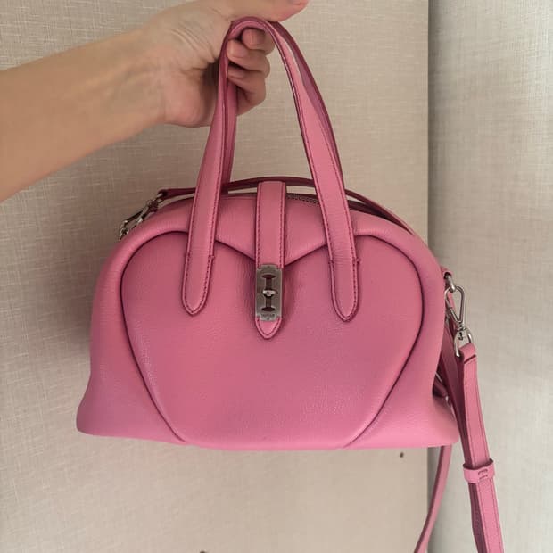 분크 토크 러브 토트 S 발렌타인데이 한정 핫핑크