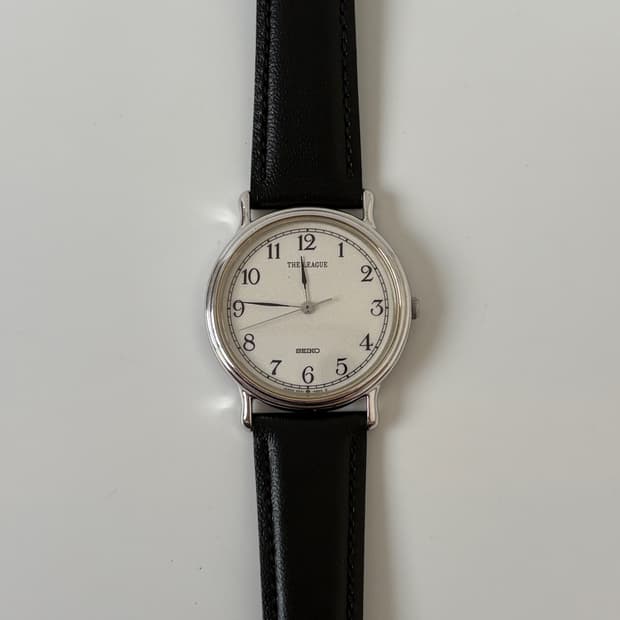 1980s The League Pearl Dial Quartz