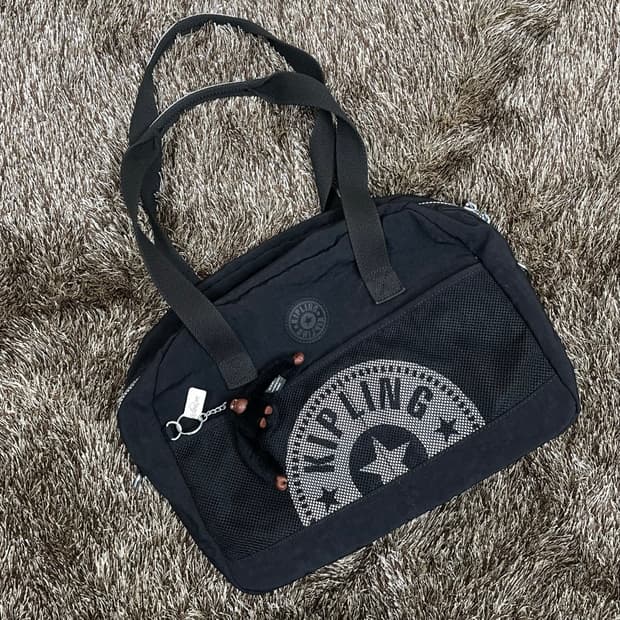 키플링 kipling 블랙 로고 메쉬 보스턴백 숄더백