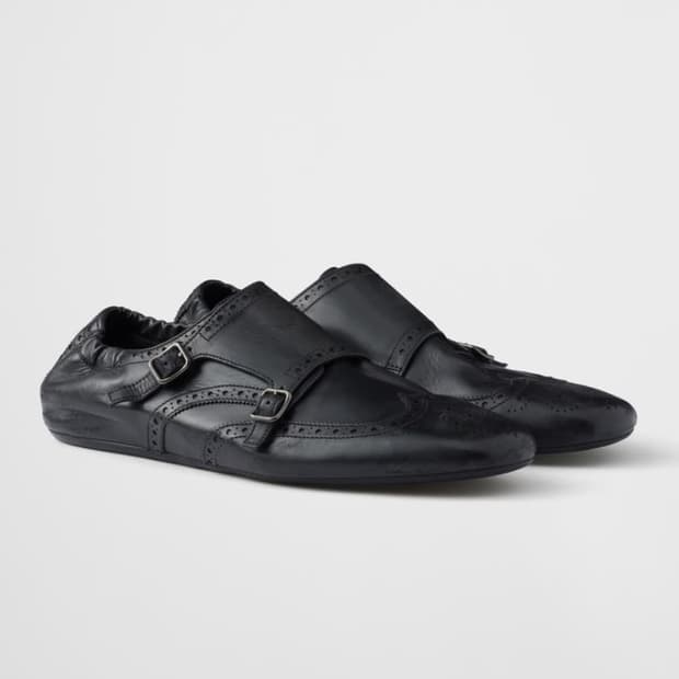 프라다 더블몽크 구매합니다.