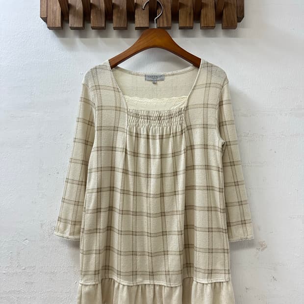 일본빈티지 THEORIA 아이보리 체크 스모크 긴팔 티셔츠 블라우스 
